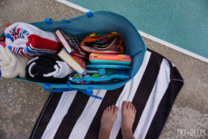 What's in My Pool Bag? Sponsored by Kleenex | tazandbelly.com